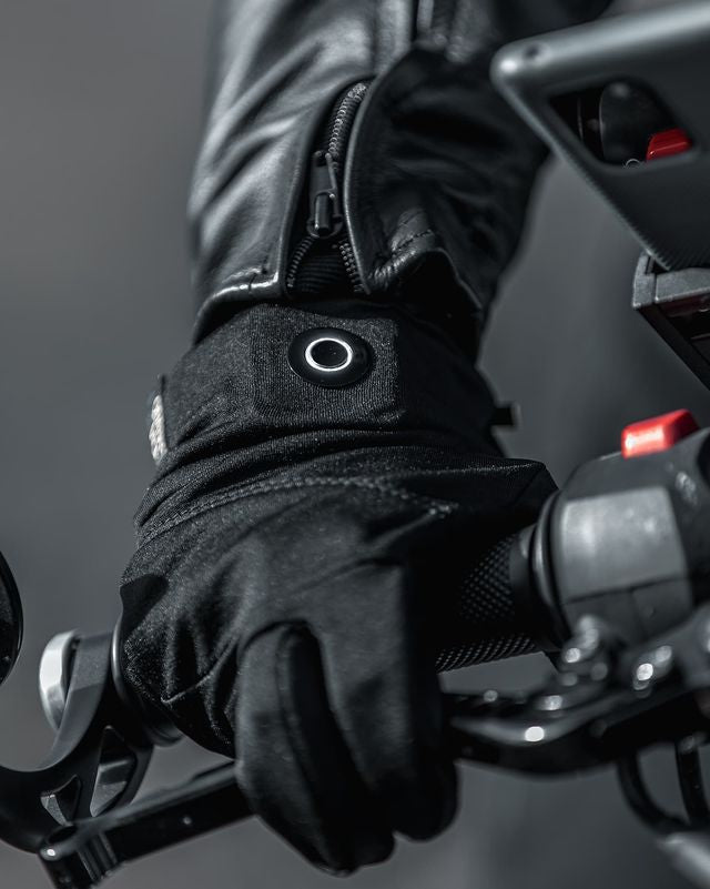 Smart Heated Gloves
